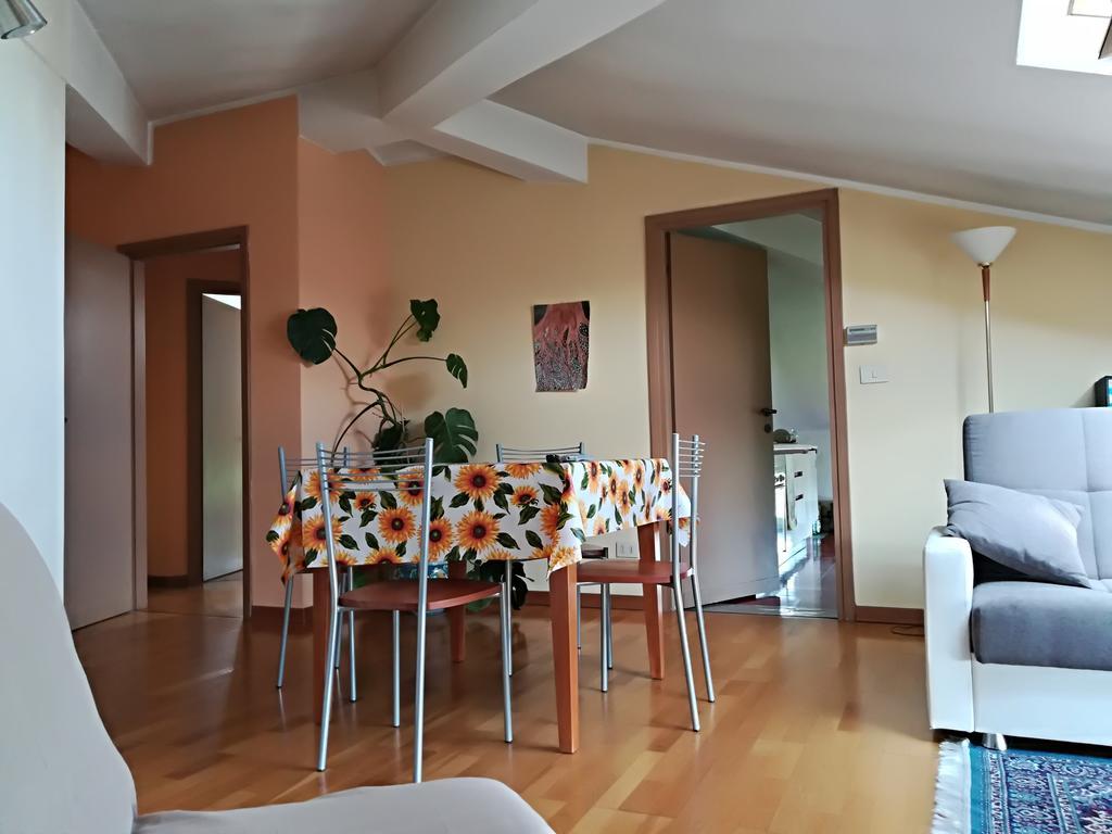 Bed and Breakfast Mansarda Raggio Di Sole Верона Экстерьер фото